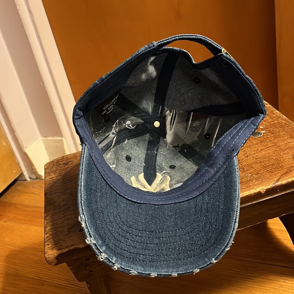 New York Yankees Dark Denim Vented Baseball Cap Hat OS NWT Adjustable - Picture 6 of 10